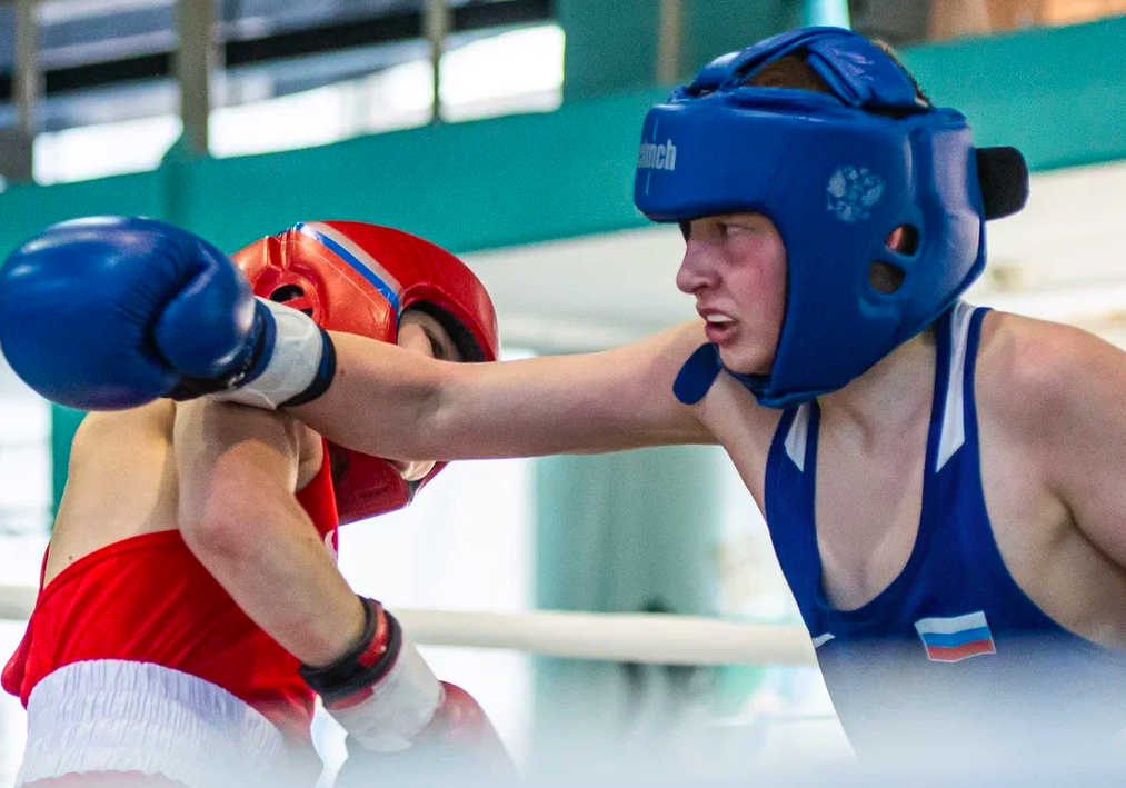 Фото Рекордное число спортсменов и невероятная энергетика. Как прошло Первенство Новосибирской области по боксу – фоторепортаж 5 - Сиб.ФМ Фото Рекордное число спортсменов и невероятная энергетика. Как прошло Первенство Новосибирской области по боксу – фоторепортаж 5